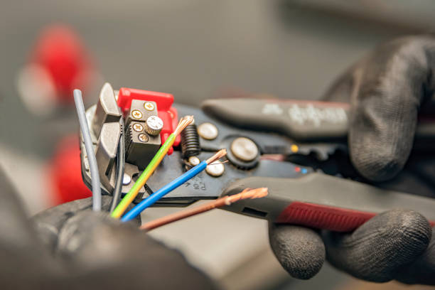 Best Licensed Electrician  in Buchanan, NY